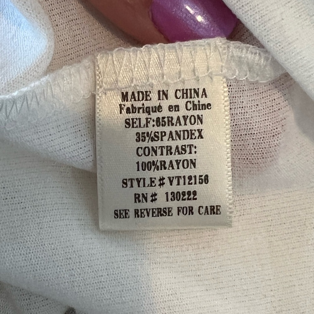 Very J Long Sleeve Top - Large - Picture 6 of 6